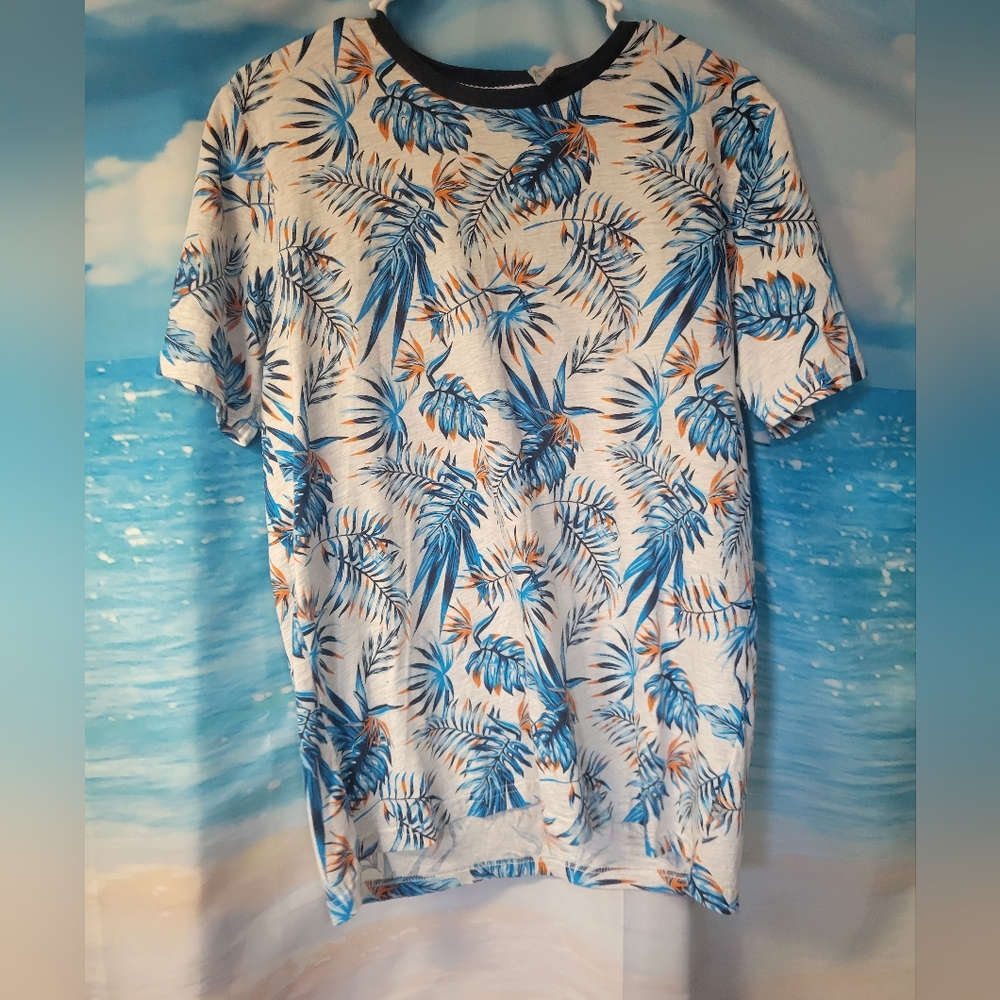 Free Planet Tropical Floral Tshirt Women's Size Medium